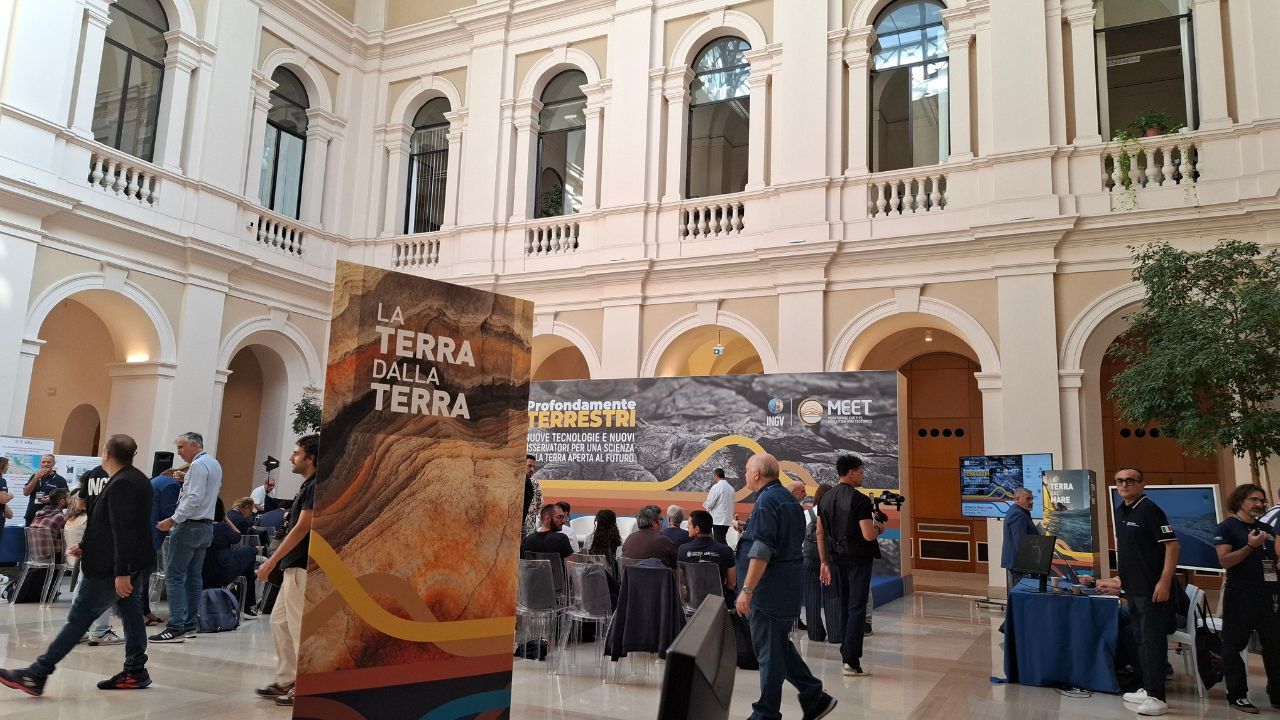 immagine della conferenza Profondamente Terrestri