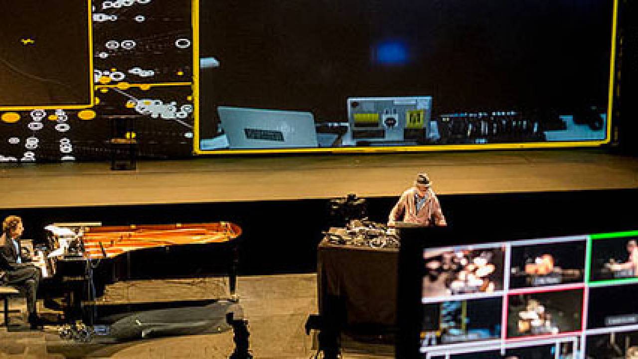 Net:art I near in the distance 3